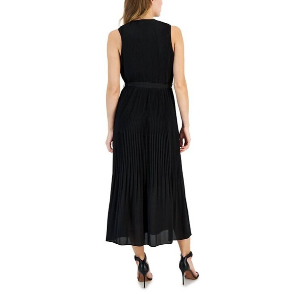 T Tahari Women's Sleeveless Pleated Maxi Dress Blue Navy Size L MSRP $148 - Picture 2 of 2